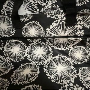 Thirty-One Deluxe Organizing Utility Tote